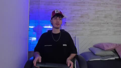 emir_ozan online show from January 2026 02:27:01 AM