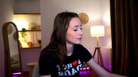 Snapshot of emma__cutiee chatting on December 2024 02:27:02 AM Your Emma online show from December 2024 02:27:02 AM