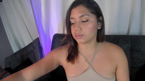 Snapshot of emma__hills_ chatting on September 2025 07:57:01 PM emma__hills_ online show from September 2025 07:57:01 PM