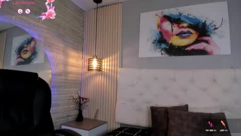 Snapshot of emma__smith01 chatting on September 2025 01:00:01 PM Emma online show from September 2025 01:00:01 PM