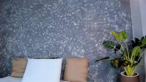 Emma online show from March 2026 07:52:01 PM