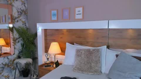 Emma  online show from March 2026 09:35:01 AM