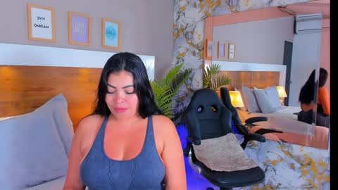 Emma  online show from April 2026 04:56:01 AM