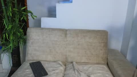 Emma Blue  modelo independiente online show from April 2026 03:02:01 AM
