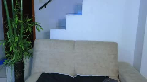 Emma Blue  modelo independiente online show from May 2026 04:29:01 AM