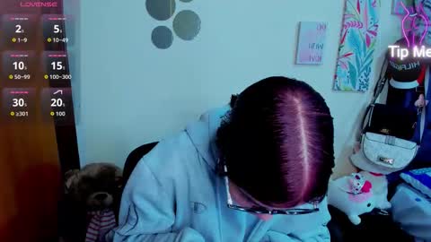 emma_boo_ online show from December 2025 07:07:02 PM