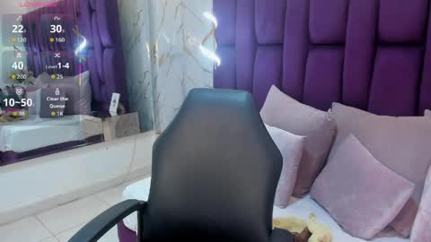 pau online show from April 2026 08:06:01 PM