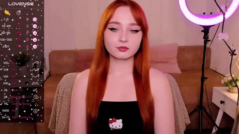 Snapshot of emma_chery chatting on December 2024 06:14:02 AM Emma online show from December 2024 06:14:02 AM