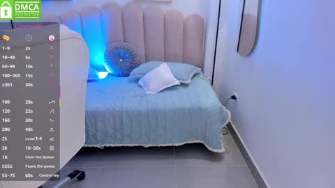 Snapshot of emma_connor1 chatting on November 2025 11:35:01 AM Emma online show from November 2025 11:35:01 AM