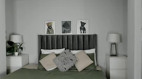 Emma online show from March 2026 08:03:01 PM