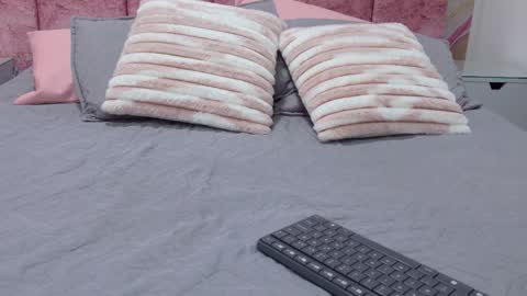 Emma online show from March 2026 03:12:01 AM