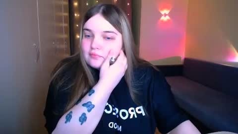 Snapshot of emma_dorn chatting on July 2026 02:10:01 PM Eva online show from July 2026 02:10:01 PM