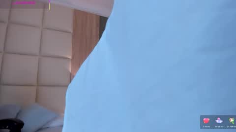 E M M A online show from January 2026 02:38:02 AM