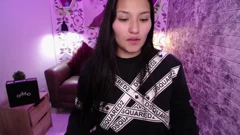 Snapshot of emma_garciaa_ chatting on January 2025 03:36:02 AM emma online show from January 2025 03:36:02 AM