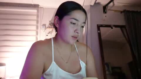 Snapshot of emma_johnson_ chatting on December 2024 01:22:01 AM emma_johnson_ online show from December 2024 01:22:01 AM