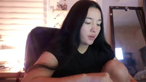 Snapshot of emma_johnson_ chatting on December 2024 03:27:02 AM emma_johnson_ online show from December 2024 03:27:02 AM