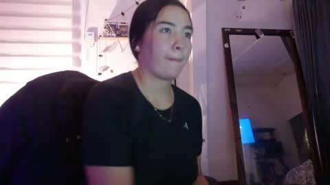 Snapshot of emma_johnson_ chatting on January 2025 03:01:01 AM emma_johnson_ online show from January 2025 03:01:01 AM