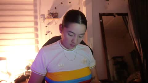 Snapshot of emma_johnson_ chatting on January 2025 03:22:01 AM emma_johnson_ online show from January 2025 03:22:01 AM