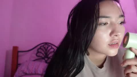 Snapshot of emma_johnson_ chatting on January 2026 02:58:01 AM emma_johnson_ online show from January 2026 02:58:01 AM