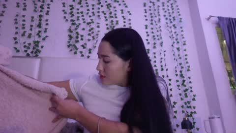 Snapshot of emma_johnson_ chatting on January 2026 02:28:01 AM emma_johnson_ online show from January 2026 02:28:01 AM