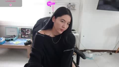 Snapshot of emma_johnson_ chatting on June 2026 04:27:01 PM emma_johnson_ online show from June 2026 04:27:01 PM