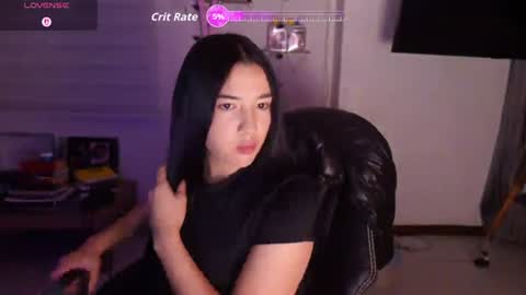 Snapshot of emma_johnson_ chatting on July 2026 01:35:01 AM emma_johnson_ online show from July 2026 01:35:01 AM
