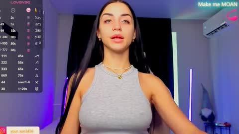 Emma online show from September 2025 07:10:02 AM