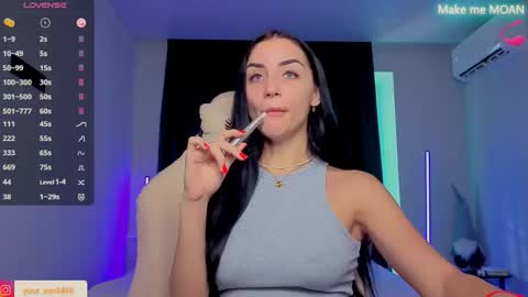 Emma online show from September 2025 07:33:02 AM