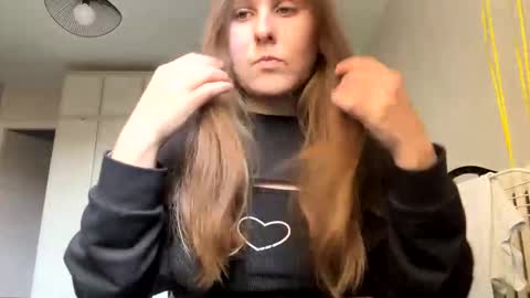 emma_just online show from February 2025 01:06:01 PM