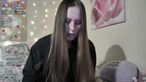 emma_just online show from November 2025 08:25:01 AM