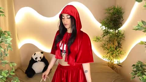 Emma online show from October 2025 06:58:01 AM