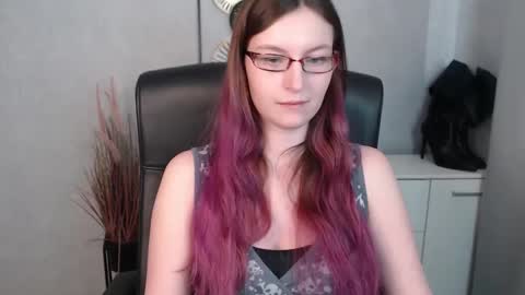 emma online show from February 2025 01:06:01 PM