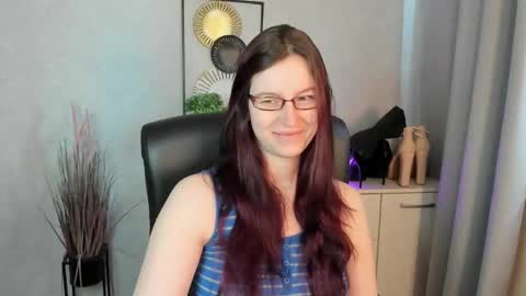 Snapshot of emma_lust94 chatting on June 2026 05:20:01 AM emma online show from June 2026 05:20:01 AM