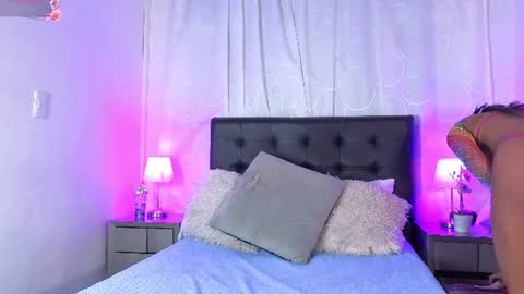 Snapshot of emma_martiin chatting on July 2026 11:10:02 PM Im Emma online show from July 2026 11:10:02 PM