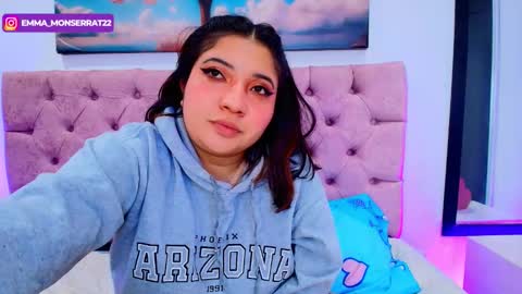 Emma Monserratt online show from November 2025 08:12:01 AM