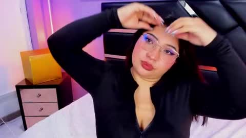 Snapshot of emma_monserratt chatting on July 2026 11:25:01 AM Emma Monserratt online show from July 2026 11:25:01 AM