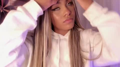 Snapshot of emma_morgann chatting on March 2025 11:23:01 AM Emma Morgann online show from March 2025 11:23:01 AM