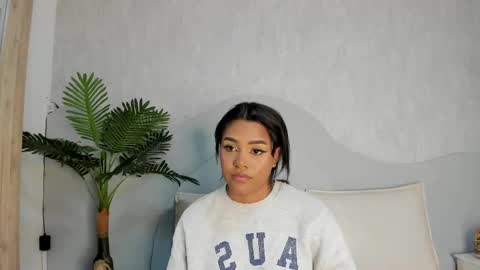 Snapshot of emma_morgann chatting on September 2025 11:43:01 AM Emma Morgann online show from September 2025 11:43:01 AM