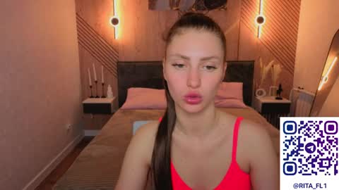 Snapshot of emma_myer chatting on May 2026 02:29:01 AM Emma Myer online show from May 2026 02:29:01 AM