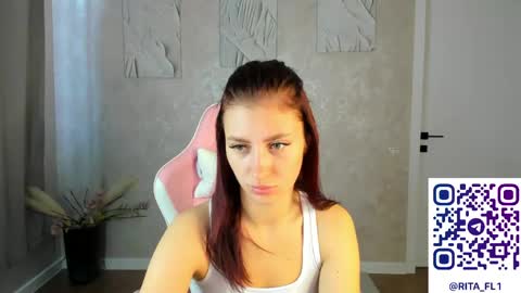 Snapshot of emma_myer chatting on May 2026 02:08:02 AM Emma Myer online show from May 2026 02:08:02 AM
