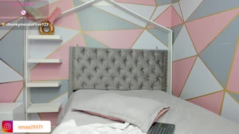 Emma online show from February 2025 01:14:02 PM