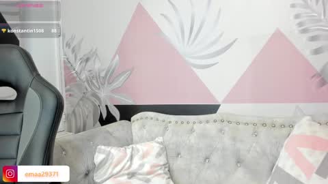 Emma online show from March 2025 12:28:02 AM