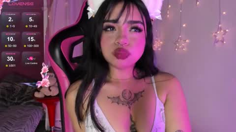 EMMA  online show from February 2026 11:08:01 PM