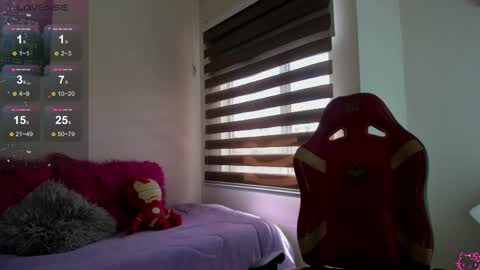 Snapshot of emma_soffia_ chatting on June 2026 06:20:02 PM EMMA online show from June 2026 06:20:02 PM