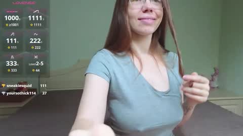 Snapshot of emma_stardust_ chatting on November 2025 03:53:02 AM Emma-milky-tits online show from November 2025 03:53:02 AM