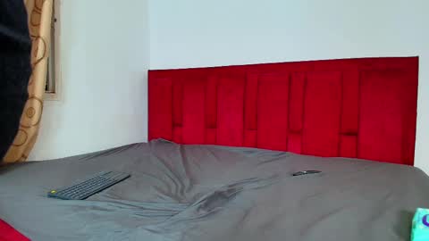 emma_valencia_001 online show from May 2026 02:53:01 AM