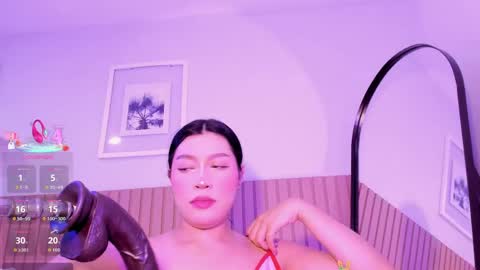 Snapshot of emma_walton_ chatting on April 2026 07:42:02 PM online show from April 2026 07:42:02 PM