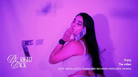 emma_whitee_ online show from January 2026 11:24:02 AM