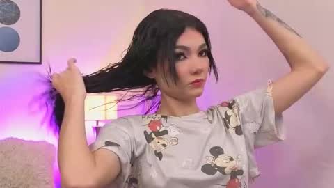 Emma  online show from February 2026 09:49:02 PM