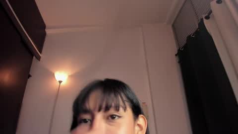 Snapshot of emmaclark_1 chatting on May 2026 01:57:16 AM emmaclark_1 online show from May 2026 01:57:16 AM